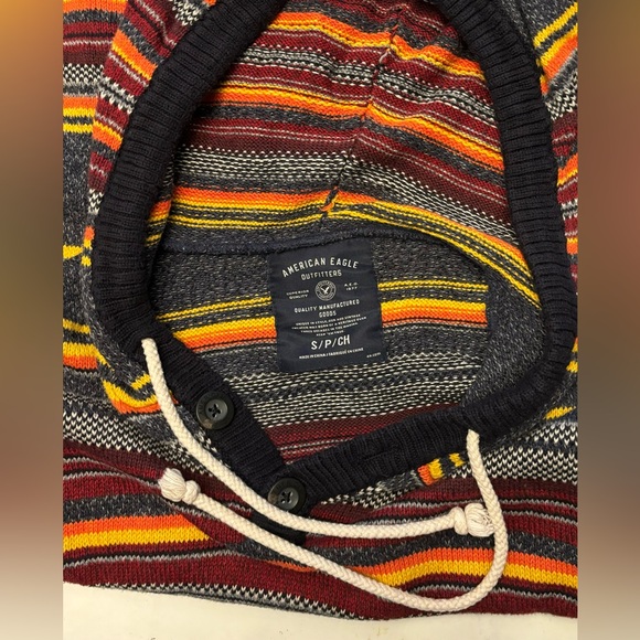 American Eagle Striped Poncho in good condition - Picture 3 of 4